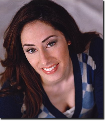 Carmina Elizabeth